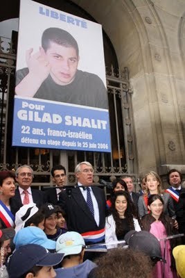 shalit goasguen.jpg